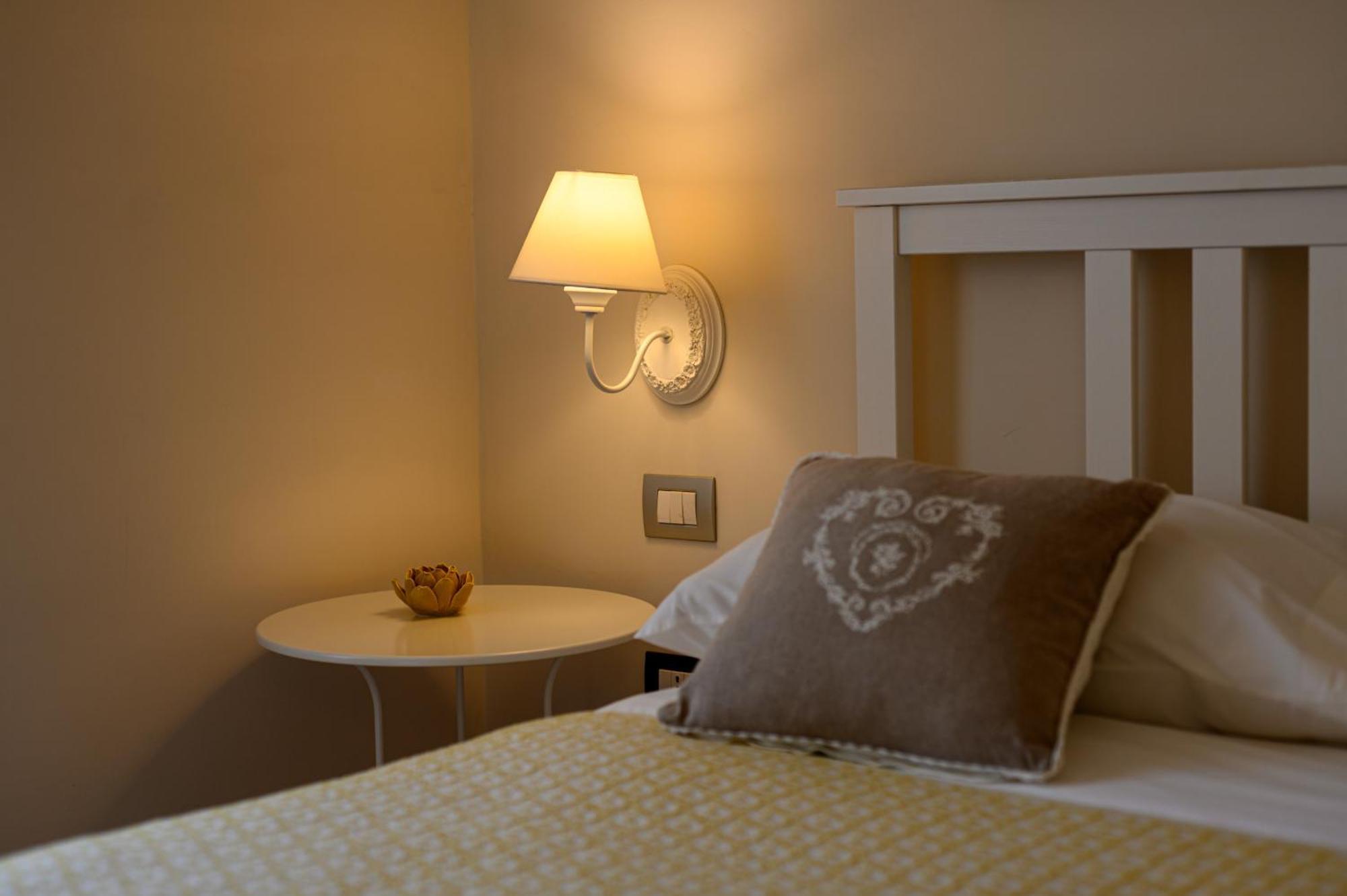 Palazzo Gargano Hotel Prignano Cilento Екстериор снимка